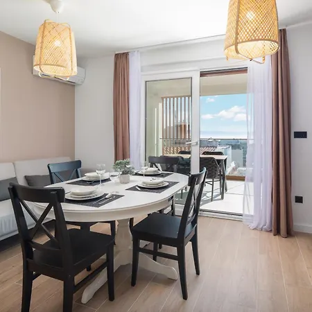 Kovac Family Apartment Makarska