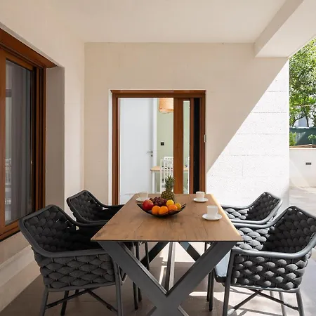 Kovac Family Apartment *
